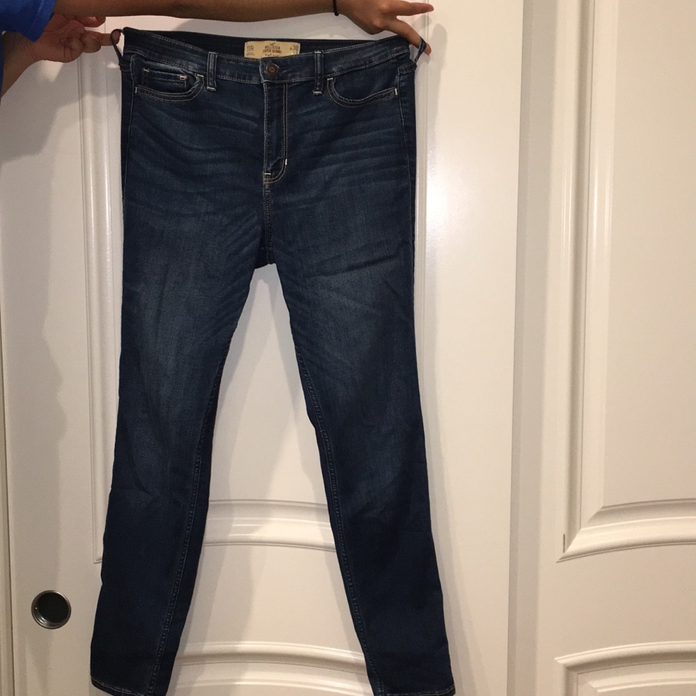 Hollister skinny jeans